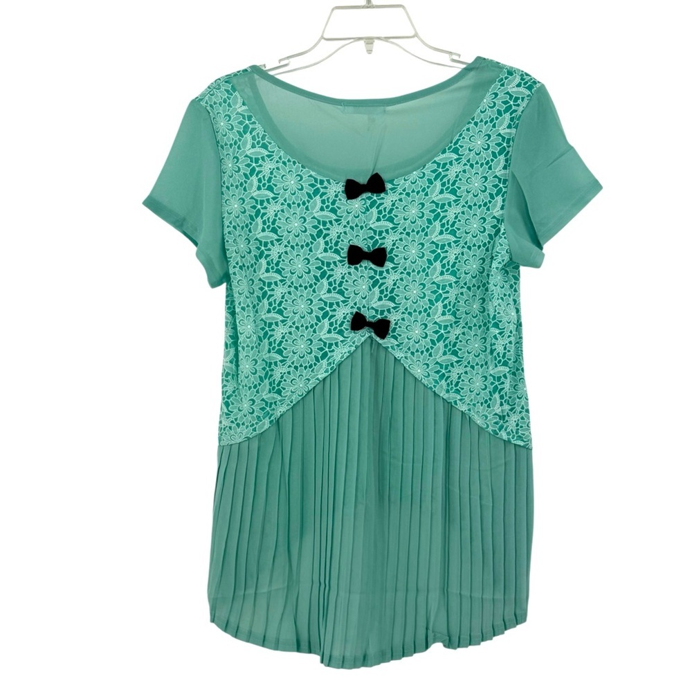 NWT Julia Short Sleeve Lace Overlay High-Low Pleated Hem Top w Rhinestone Pocket - Picture 5 of 8